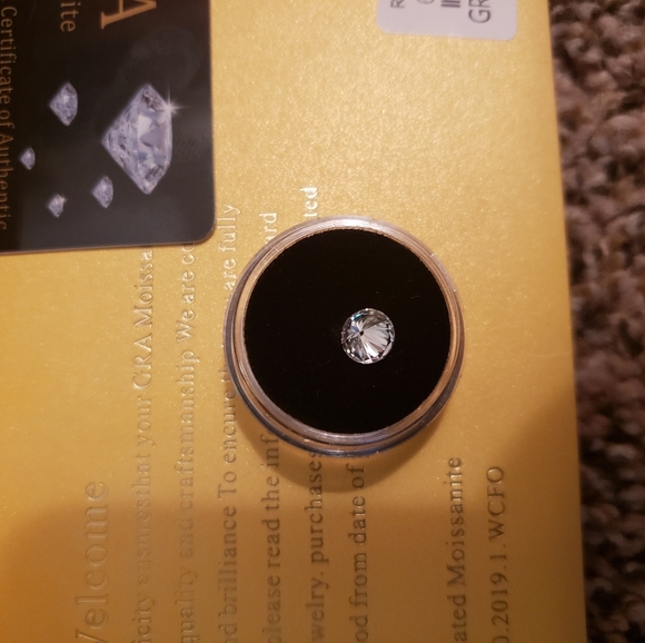 Moissanite Loose Stone D Color Round Cut 1.00TCW - Picture 7 of 7